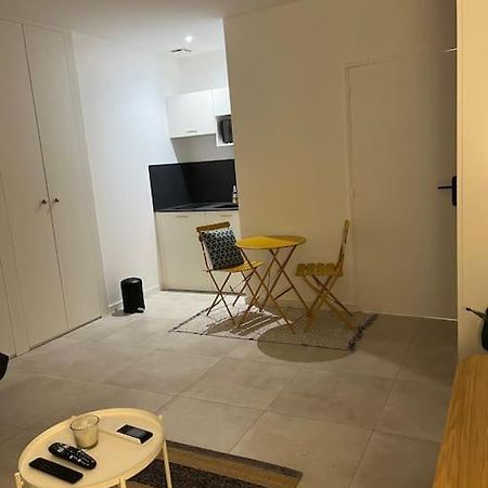 Charmant Studio / Centre Ville Niort Zewnętrze zdjęcie
